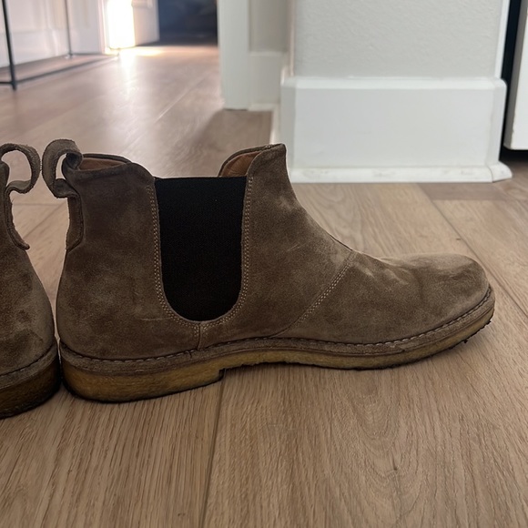 Vince Men's Sawyer Chelsea Boot - Picture 5 of 11